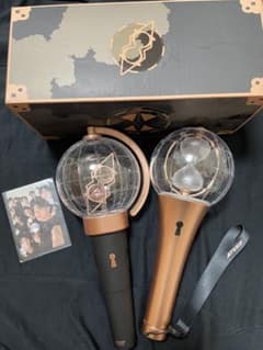 ATEEZ アチズ OFFICIAL LIGHT STICK ペンライト セットのサムネイル
