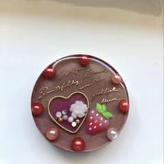 レジン ヘアゴム ストロベリーチョコケーキ バレンタイン - メルカリ