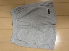 PUMA ショートパンツ グレーのサムネイル