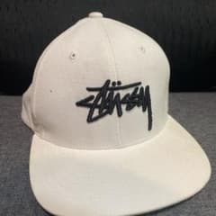 stussy キャップ ホワイトのサムネイル