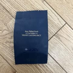 AGE20'sVELVET LASTING PACTベルベットラスティングパクトのサムネイル