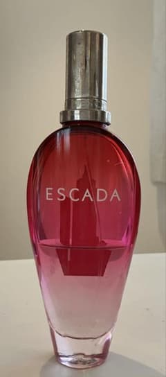 ESCADA セクシー グラフィティ 100mL 限定品 - メルカリ