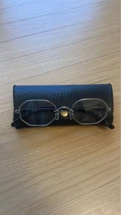 few NEW. メガネのサムネイル