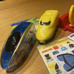 トミカ　プラレール　ひみつのおもちゃかがやき　2023のサムネイル