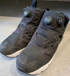 Reebok InstaPump Fury ブラック スニーカーのサムネイル