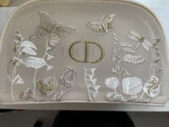 新品DIOR ディオール マザーズ デイ オリジナル ポーチ 刺繍 ノベルティー Diorマザーズデイ ディオールオリジナル刺繍ポーチ - メルカリ