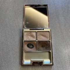 ルナソル　スキンモデリングアイズ　01