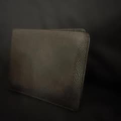【LOUIS VUITTON】メンズ 二つ折り財布 ブラックのサムネイル