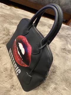 値下げしました⭐︎ヒステリックグラマー　ショルダーバッグ、ブラック　puレザーのサムネイル