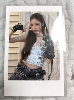 izna イズナ サラン NJP ktown4u ラキドロ 限定 トレカ D izna イズナ マイ NJP ktown4u ラキドロ 限定 トレカ D - メルカリ