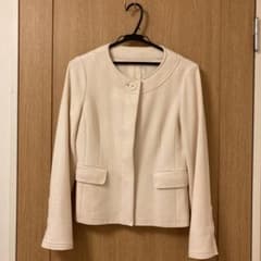 【ユナイテッドアローズ】ノーカラージャケット 白ベージュ　40サイズのサムネイル
