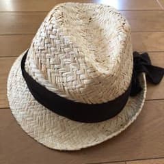 麦わら帽子のサムネイル