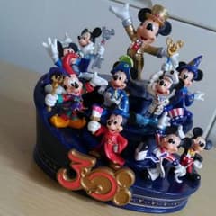 最終値下げ　ディズニーリゾート　30周年記念　フィギュア☆のサムネイル