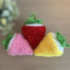 スセミたわし　エコたわし　ホッパンスセミ　キッチンたわし　いちご3個セットのサムネイル
