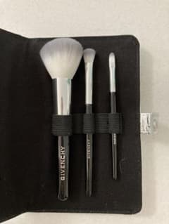 GIVENCHY メイクブラシ・筆のサムネイル
