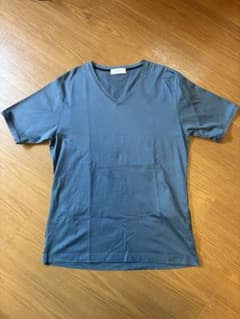 TOMORROWLAND Vネック半袖Tシャツのサムネイル