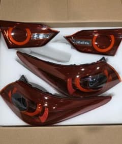 V37　スカイライン　前期用　後期風テールランプ　メーカー不明のサムネイル