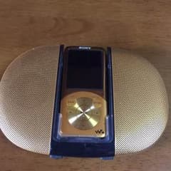 みう様専用ページ WALKMAN ゴールドのサムネイル