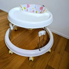カラフルドット柄 歩行器　ベビーのサムネイル