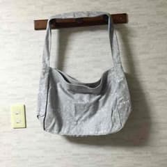 薄いグレーのカバンです(❁´ω`❁)のサムネイル