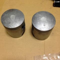 r1z 新品ピストンセットのサムネイル