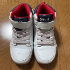 美品⭐︎gravis スニーカー　20cmのサムネイル