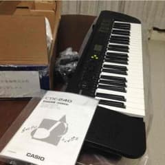 新品同様CASIO 電子キーボード(電子ピアノ)のサムネイル