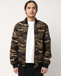 【原価17000円】(値引きあり)プーマジャケットのサムネイル