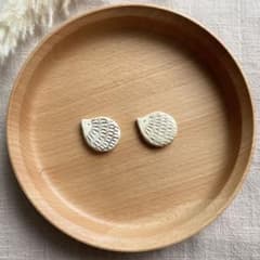 《箸置き》ハリネズミ(白砂×茶)2個セット✧︎北欧のサムネイル