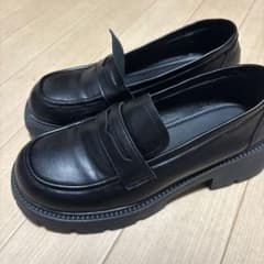 就活用　厚底コインローファー ブラックのサムネイル
