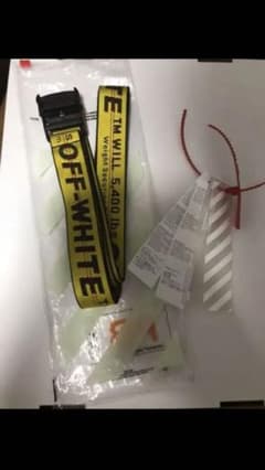 off-white ガチャベルト あーあ様専用のサムネイル