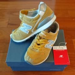 ✴️ニューバランス キッズ スニーカー✴️996✴️のサムネイル