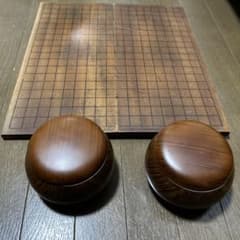 折り畳み式碁盤と碁笥のサムネイル