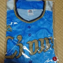 ユニフォーム3枚のサムネイル