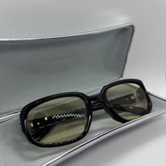 GENTLE MONSTER GAUSS BOLD サングラス ケース付き 黒 GENTLE MONSTER NOIZER 01 BOLD サングラス ケース付 - メルカリ