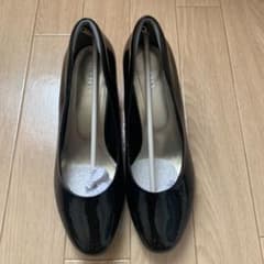 エナメルパンプスのサムネイル
