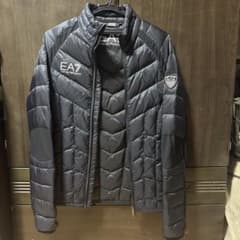EA7 EMPORIO ARMANI ダウンジャケット ブラックのサムネイル