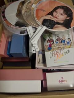 【みみみ様】TWICE トレカ アルバム CD DVD まとめ売り 特典付きのサムネイル