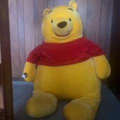 ぬいぐるみ　プーさん　巨大ぬいぐるみ ぬいぐるみ プーさん 巨大ぬいぐるみ - メルカリ