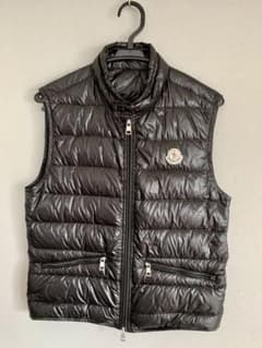 値下げ MONCLER モンクレール GUI ライトダウンベスト0 ブラックのサムネイル