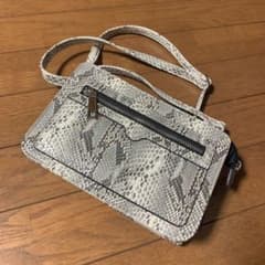 AZUL ショルダーバック 一時値下げのサムネイル