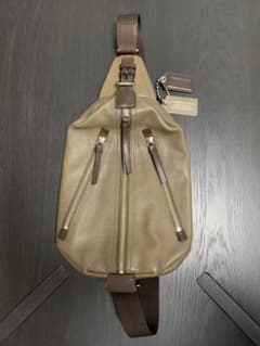 COACH(コーチ)メンズボディバックのサムネイル