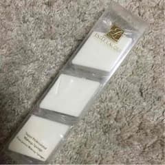 ゆーゆ様✴︎専用  ESTEE LAUDER  メイクアップスポンジのサムネイル