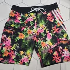 adidas アディダス 水着 ボタニカル柄のサムネイル