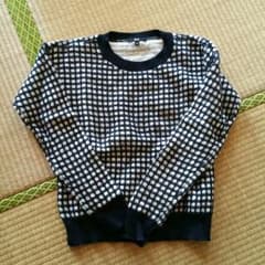 UNIQLOニットのサムネイル