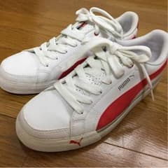 puma スニーカー 中古美品 24cm 値下げ！！！のサムネイル