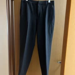 ユニクロ ウォームスマートパンツ　グレー　Lのサムネイル