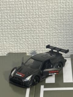 【廃盤トミカ　超美品】NISSAN GT-R NISMO GT500のサムネイル