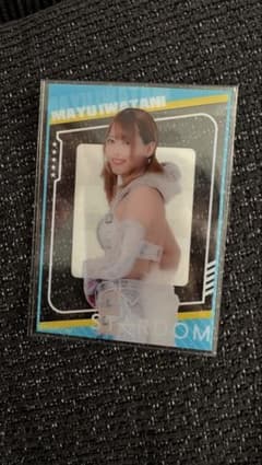 岩谷麻優　タワーレコード販売品+DMMオンクレ品 スターダム DMMオンクレ クリアカード 岩谷麻優 - メルカリ