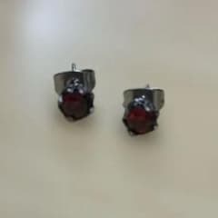 ピアス（両耳）のサムネイル